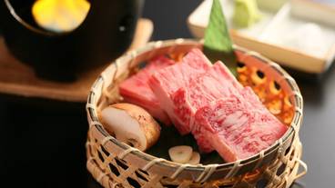 食事・飲み物 / 4