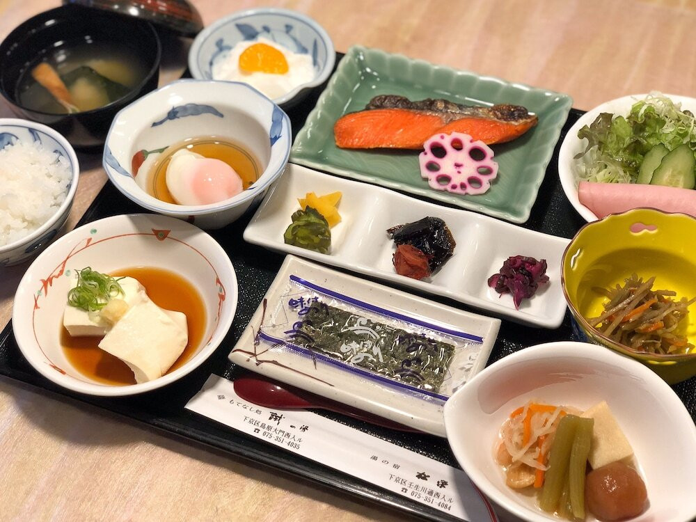 朝食