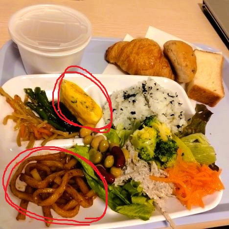 朝食ビュッフェは充実です。ご当地メニューが東横イン朝食の楽し