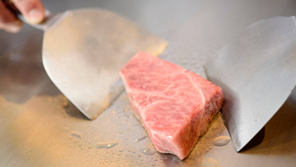 上質素材を贅沢に味わう
鉄板焼きディナー / 2