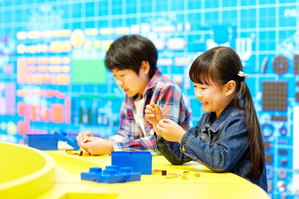 子供用の遊び場 - 屋内