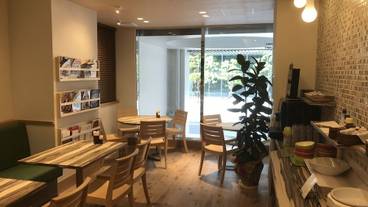 朝食スペース / 7