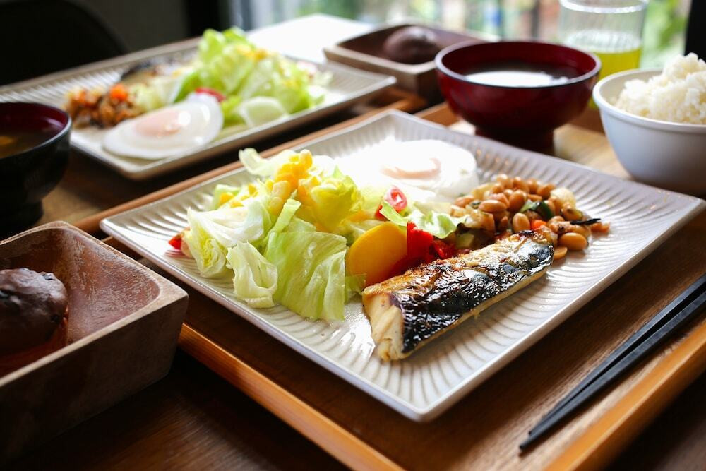 朝食
