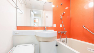 スタンダード ルーム クイーンベッド 1 台 禁煙