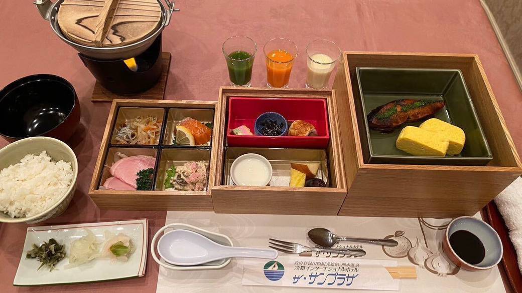 玉手箱朝食の一例 / 1