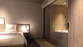 バルコニーコーナースイートルーム 210