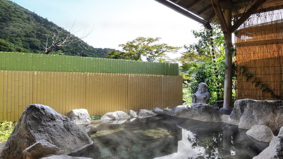 7つの貸切露天風呂「七福神の湯」で温泉ざんまい3388346