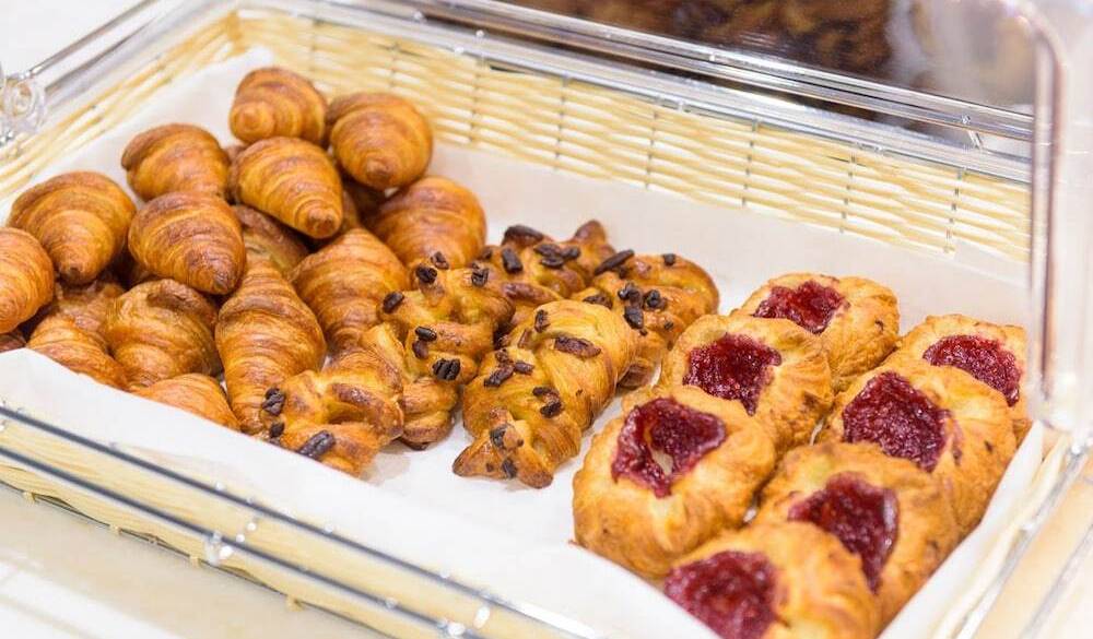 朝食バイキング パン / 3