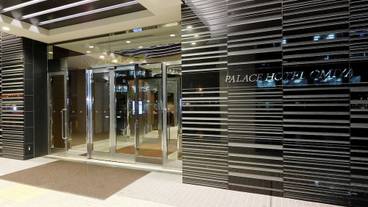 施設の入り口 / 25