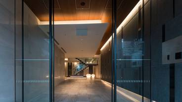 施設の入り口 / 11