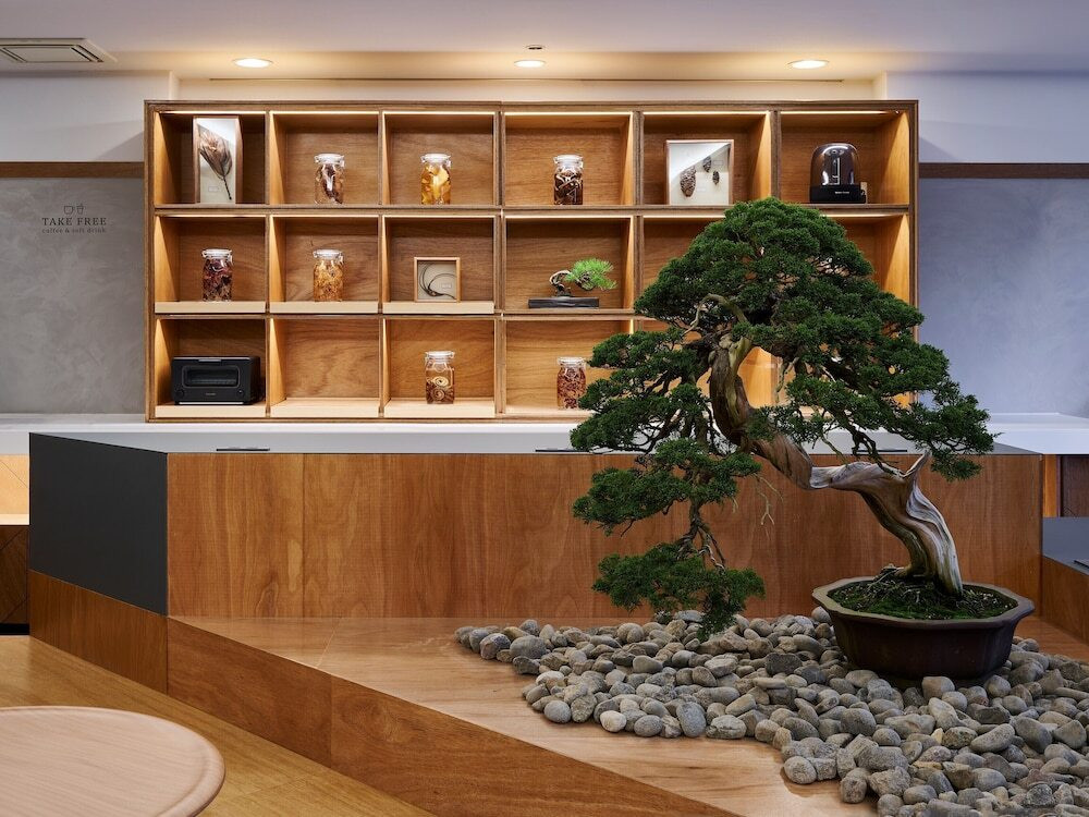 ロビーラウンジ