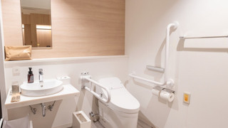 ユニバーサルダブル 禁煙