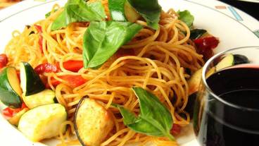 食事・飲み物 / 12