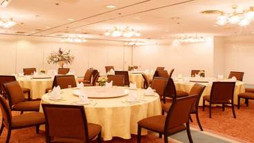 ボールルーム / 8