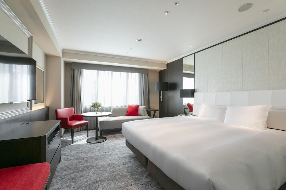 名古屋めし&目の前で焼いてくれるオムレツがお楽しみ4573697