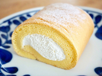 「モンシェール 堂島本店」 料理 63957985 堂島ロールケーキ ハーフサイズ