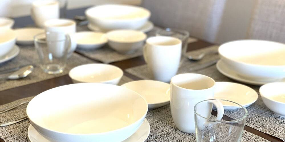 客室内のダイニングエリア