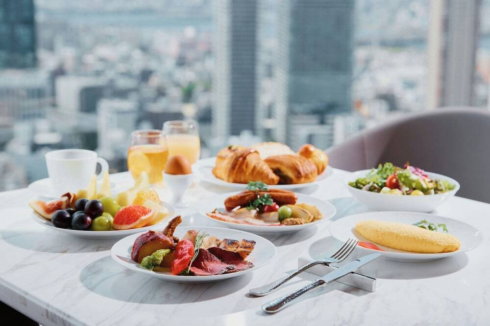 朝食
