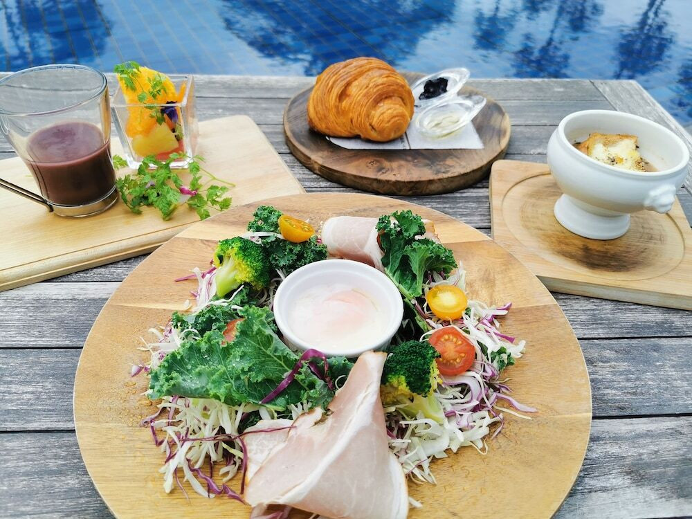 L.A.の雰囲気感じるオープンなカフェで、身体にやさしいお料理に舌鼓4263211