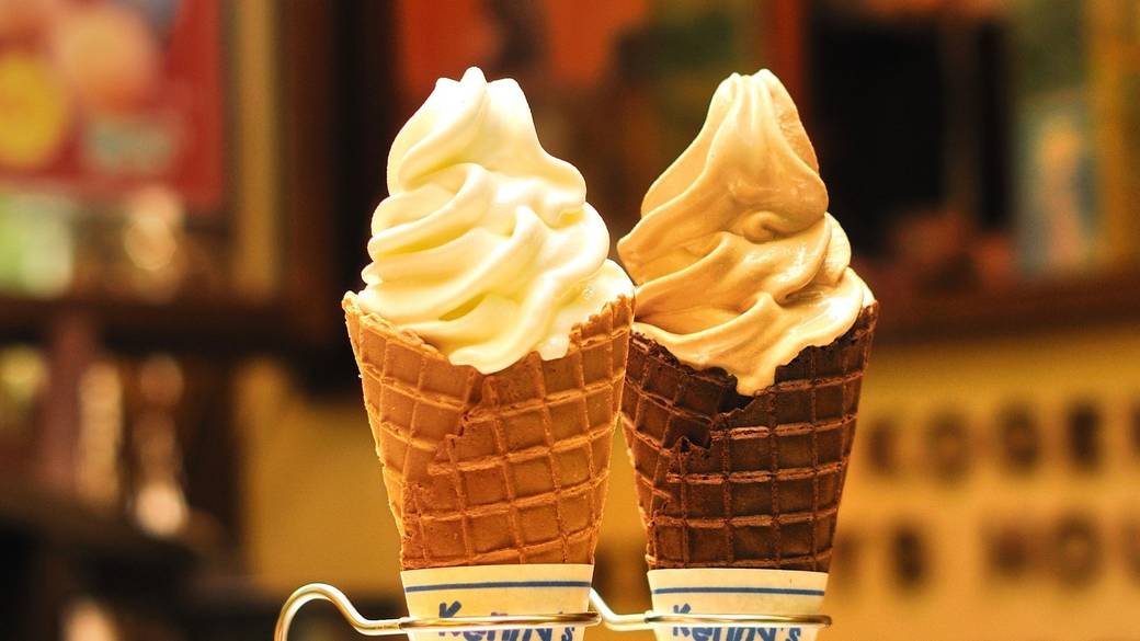 車で伊豆半島に向かい
ハワイアンなランチを / 4