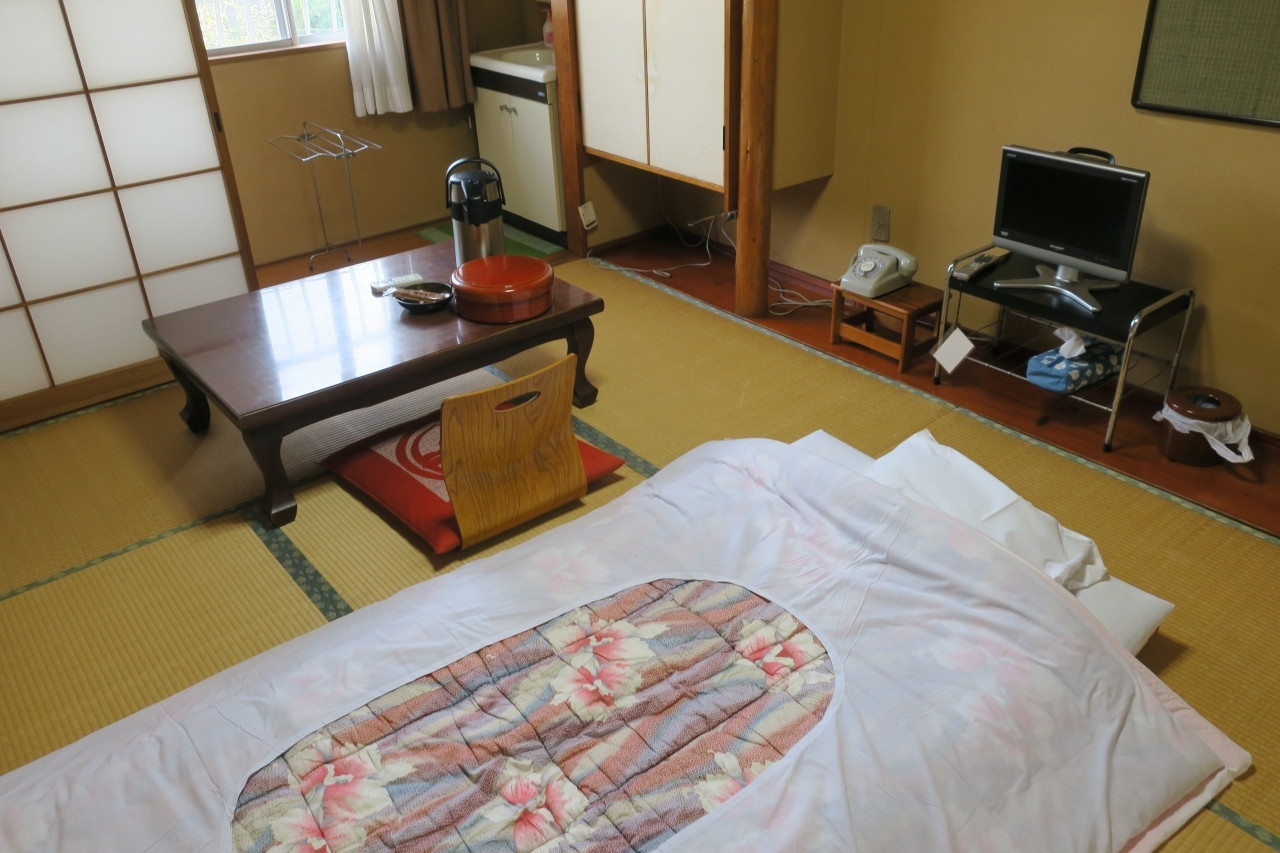 うなぎ料理が名物の、アットホームな和風宿4024412