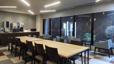 ロビーラウンジ / 8