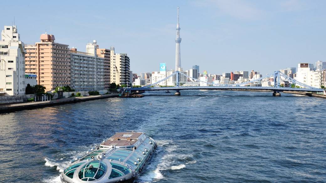 遊んで、食べて
浅草らしさを満喫 / 3