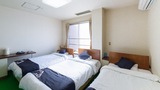 トリプルルーム 喫煙可