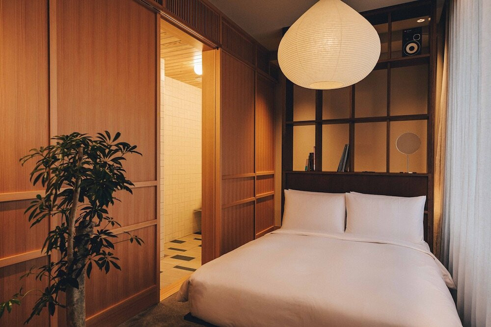 Studio①