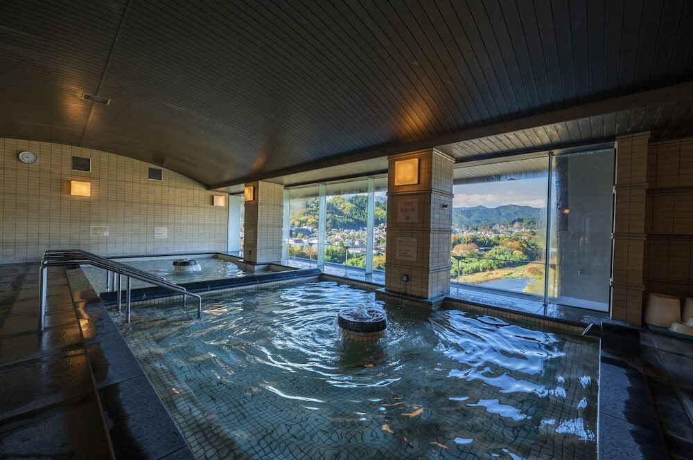 4. 多摩川の清流が間近に！「亀の井ホテル 青梅」3482650