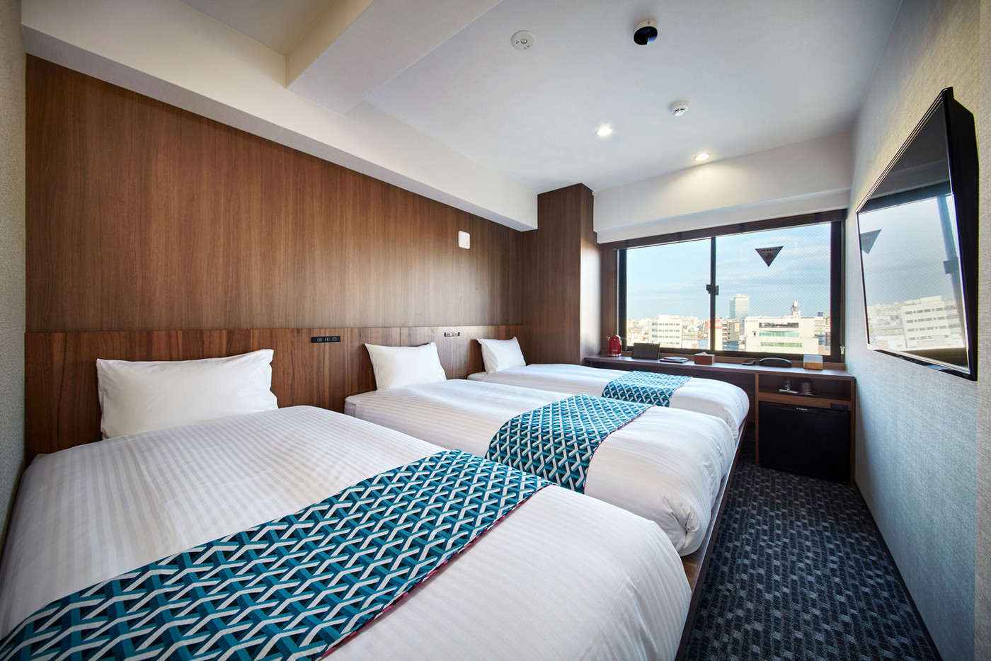 隅田川沿いに建つ眺望が美しいホテル3960389