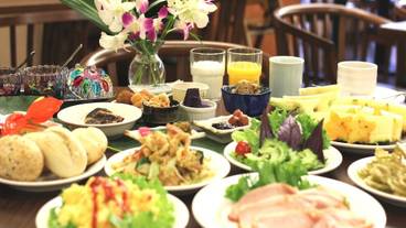 朝食スペース / 8