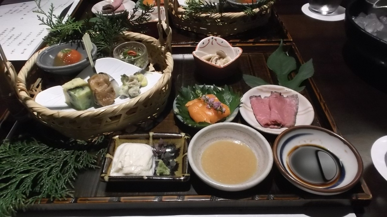 八寸・お造り・酢の物