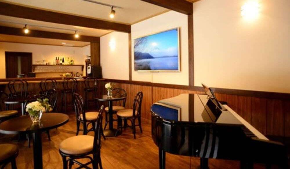 「B's Cafe」店内 / 2