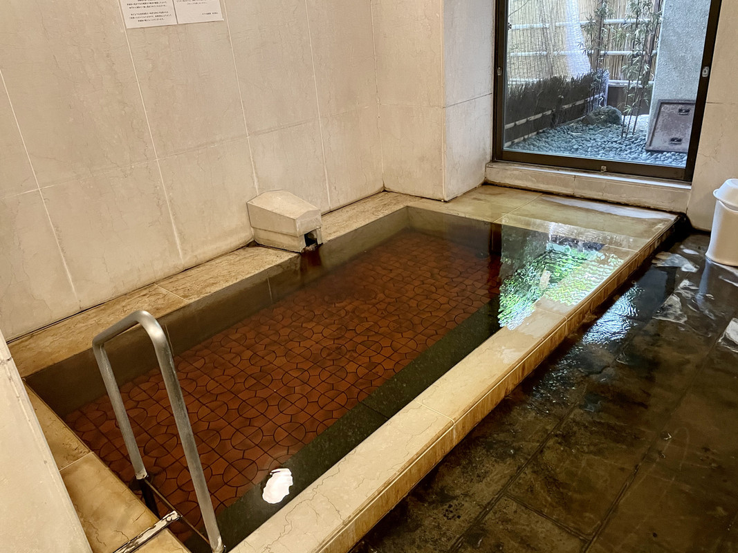 男湯