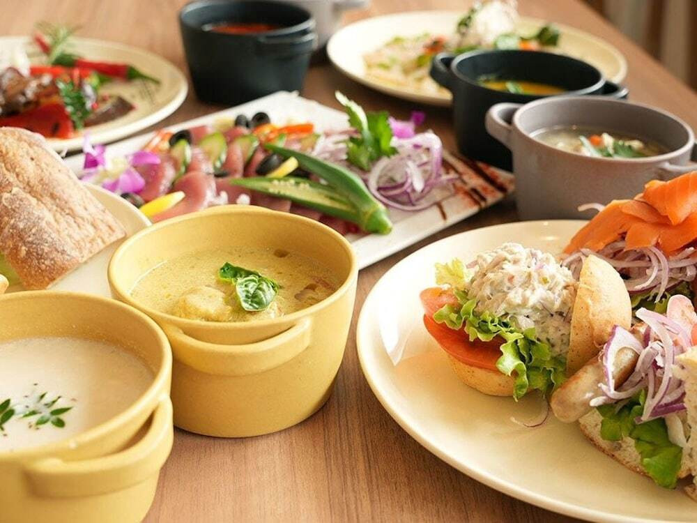 朝食ビュッフェ