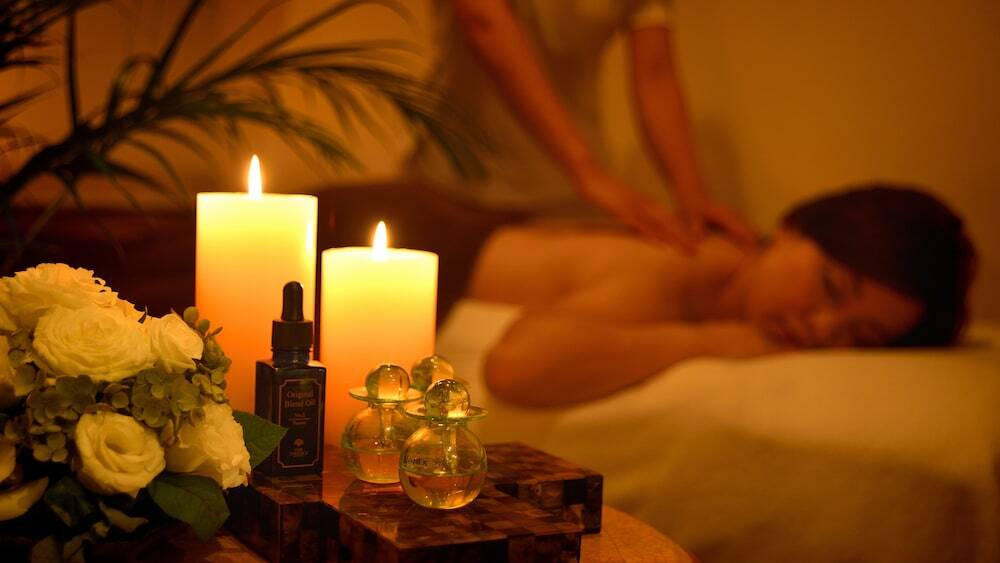 2．南国都市にそびえるラグジュアリーな空間「ザ・ナハテラス」3524480