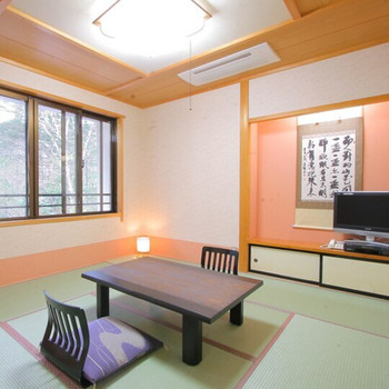 露天風呂でグイッと一杯♪森の中にたたずむ宿3647865