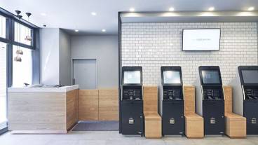 フロント / 6