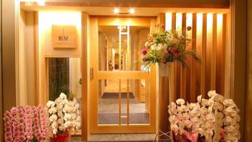 施設の入り口 / 27