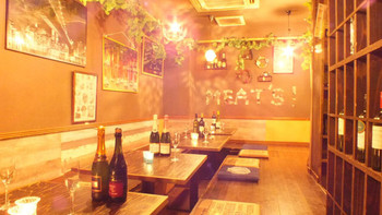 「肉バル MEAT'S」内観 798768 