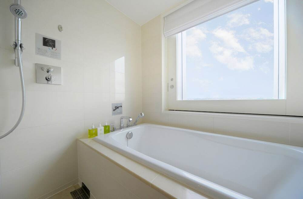 新横浜駅直結♪ユニークな鉄道ビューが魅力3405973