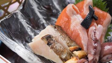 食事・飲み物 / 4