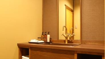 古九谷の洗面スペース / 2