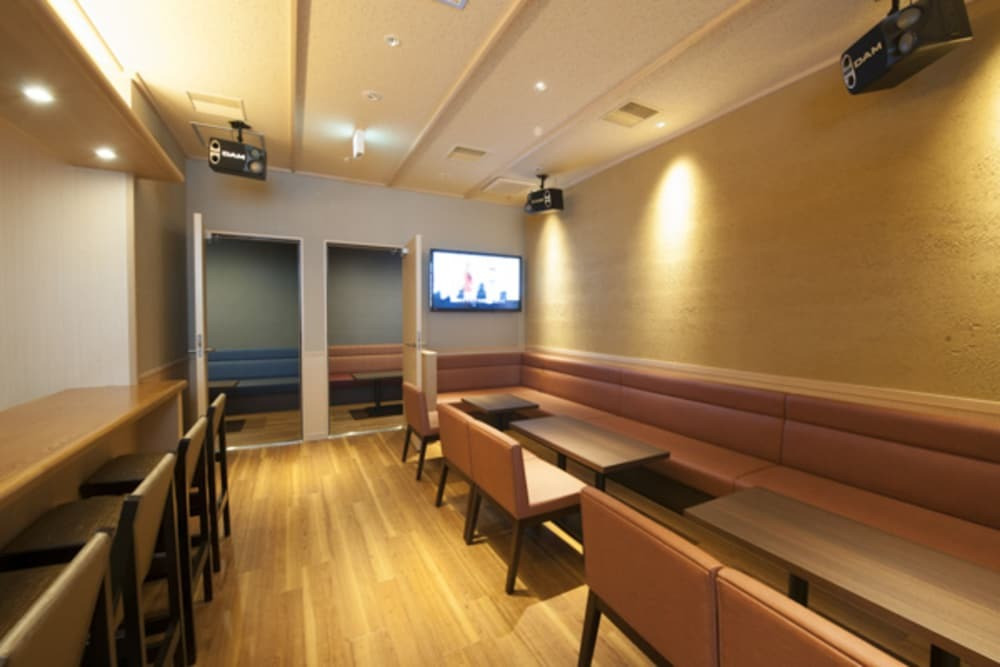 カラオケ ルーム