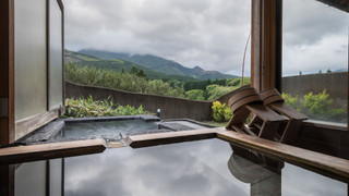 和洋室　由布岳ビュー　『伽羅』