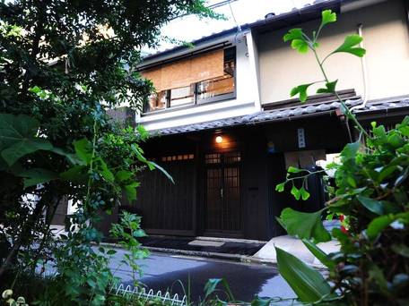 Canal House Takasegawa / 1