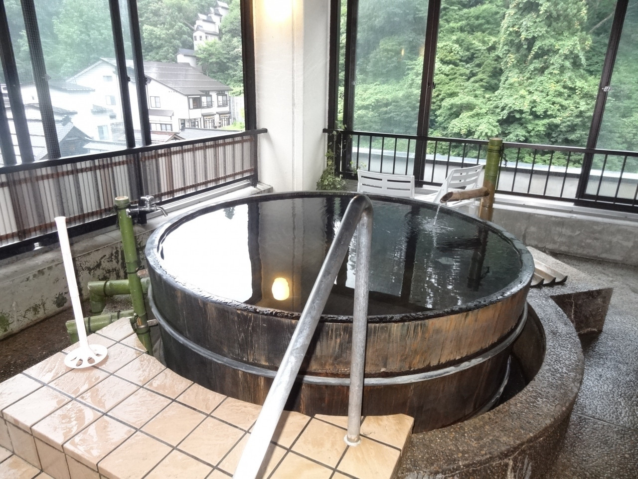 10.たぬきと和小物がお出迎え。心安らぐ「味とまごころの宿 昭和館」3474753