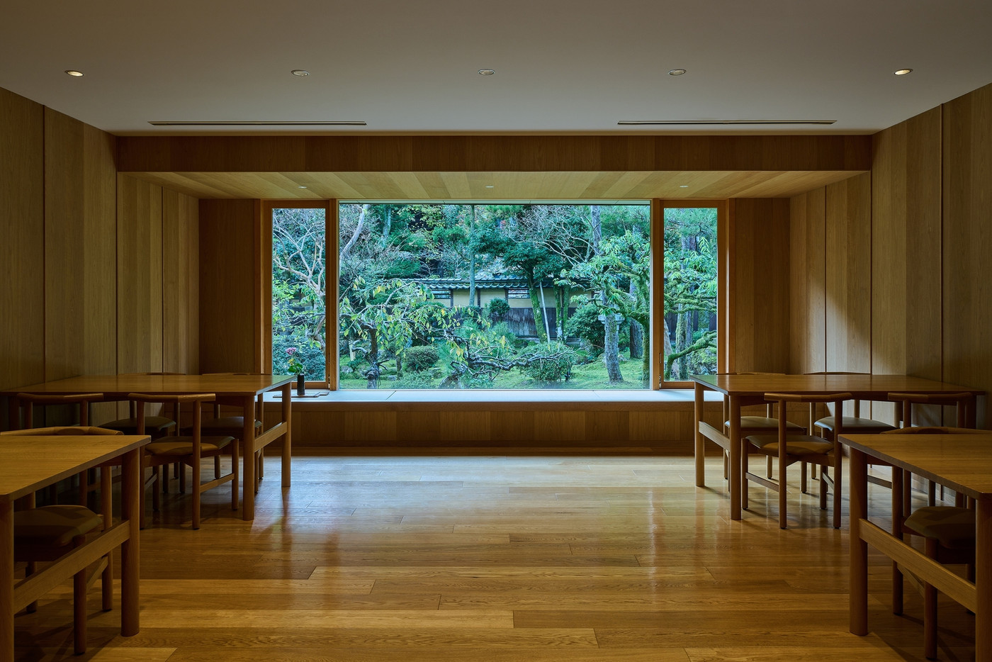 快適さにこだわった和空間♪文豪も愛した老舗宿4010403