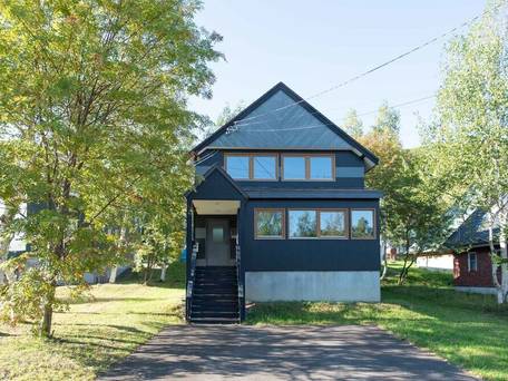 ホリデーニセコ スターシャレー / 2